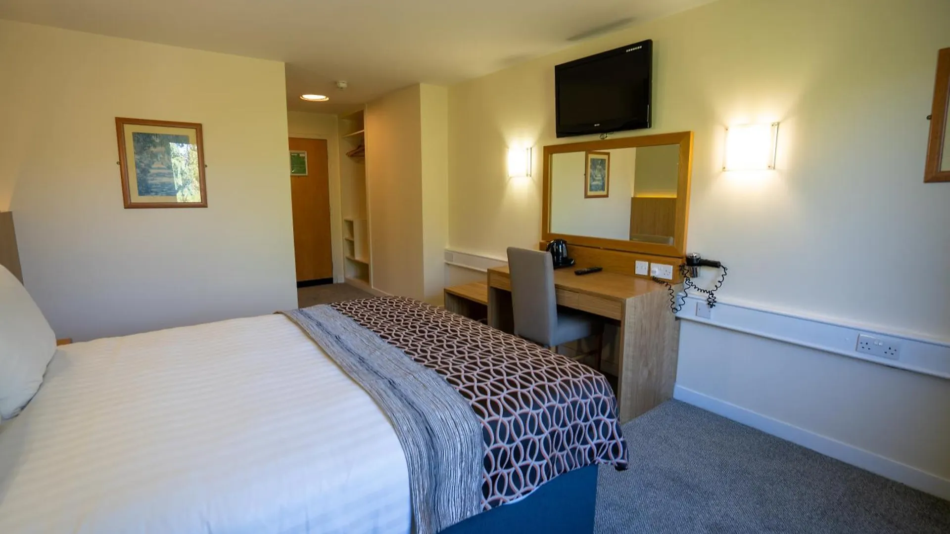Inn Belfast Hotel